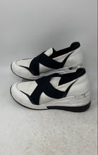 Load image into Gallery viewer, Michael Kors Womens Geena HJ22E White Black Slip-On Sneaker Shoes Size 8.5M