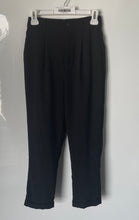 Load image into Gallery viewer, Zara Womens Black Pleated Slash Pocket Straight Leg Ankle Pants Size XS