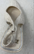 Load image into Gallery viewer, Vince Camuto Womens Baneet White Black Quilted High Slingback Heels Size 11 M
