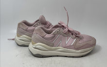 Load image into Gallery viewer, New Balance Womens 57/40 Pink Low Top Lace-Up Sneaker Shoes Size 8