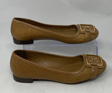 Load image into Gallery viewer, Authentic Tory Burch Womens Brown Slip-On Ballet Flats Size 6.5 M Damaged