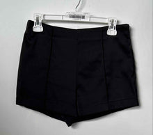 Load image into Gallery viewer, Forever 21 Womens Black High-Waisted Flat Front Side Zip Chino Shorts Size M