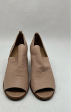 Load image into Gallery viewer, Lucky Brand Womens Jachai Beige Peep Toe Slip-On Ankle Bootie Shoes Size 8 M