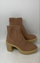 Load image into Gallery viewer, Dolce Vita Womens Caster H2O Light Beige Pull-On Ankle Booties Size 7.5