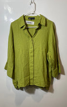 Load image into Gallery viewer, Zara Womens Green Spread Collar 3/4 Sleeve Button-Up Shirt Size Medium