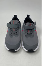 Load image into Gallery viewer, Nike Boys Star Runner 3 DA2777-008 Gray Black Hook & Loop Sneaker Shoes Size 2Y