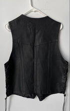 Load image into Gallery viewer, Hot Leathers Mens Black Sleeveless Pockets Button Front Biker Vest Size Medium