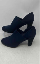 Load image into Gallery viewer, Anne Klein Womens Xolis Blue Round Toe Slip-On Block Pump Heels Size 9.5 M