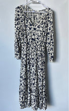 Load image into Gallery viewer, Old Navy Womens Blue White Printed Long Sleeve Fit & Flare Dress Size Small