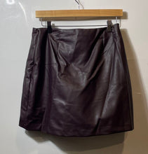 Load image into Gallery viewer, Old Navy Womens Brown Faux Leather Lined Side Zip Wrap Front Mini Skirt Size M