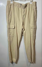 Load image into Gallery viewer, Gap Womens Beige Regular Fit Pockets Elastic Waist Pull-On Cargo Pants Size L