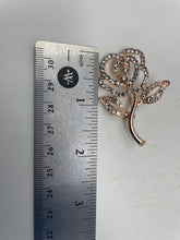 Load image into Gallery viewer, Pins Or Brooches Multicolored (12 Pcs)