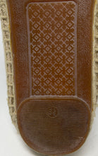 Load image into Gallery viewer, Authentic Tory Burch Womens Tan Black Espadrille Flats Size 6.5M Stained Worn