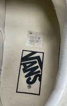 Load image into Gallery viewer, Vans Unisex Off The Wall Old Skool White Sneaker Shoes Size W6.5 M8