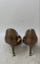 Load image into Gallery viewer, Badgley Mischka Womens Naya Brown Leather Pointed Toe D'Orsay Pump Heels Sz 5.5