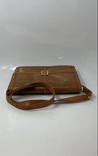 Load image into Gallery viewer, Cuero Vaca Womens Beige Animal Print Inner Pockets Shoulder Purse