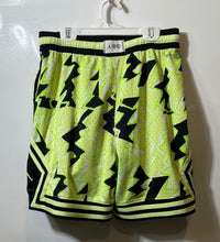 Load image into Gallery viewer, Jordan Mens Green Black Printed Breakfast Club Basketball Athletic Shorts Size M