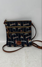 Load image into Gallery viewer, Dooney & Bourke Womens Multicolor Outer Pockets Shoulder Crossbody Purse