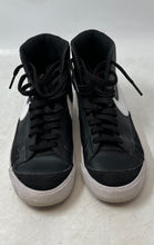 Load image into Gallery viewer, Nike Kids Blazer Mid 77 Vintage Black Leather Lace-Up Sneaker Shoes Size 5.5Y