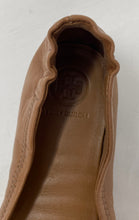Load image into Gallery viewer, Authentic Tory Burch Womens Minnie Brown Leather Slip-On Ballet Flats Size 5.5