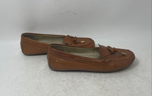 Load image into Gallery viewer, Michael Kors Womens Sutton Brown Leather Bow Slip-On Loafer Flats Size 7.5