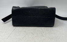 Load image into Gallery viewer, Cuir Veritable Womens Black Genuine Leather Inner Pockets Zipper Shoulder Bag