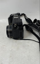 Load image into Gallery viewer, Nikon Coolpix 5000 Black Built-In Flash Compact Digital Camera Not Tested