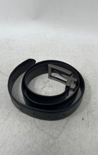 Load image into Gallery viewer, Steve Madden Mens Black Leather Reversible Buckle Dress Belt Size 30/32