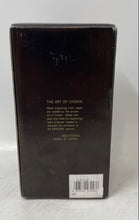 Load image into Gallery viewer, Chokin Japanese Gold Edged 24KT Geisha Scene Collectible Vase In Open Box