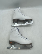 Load image into Gallery viewer, Riedell Unisex Kids 13 White Round Toe Lace-Up Ice Hockey Figure Skates Size 13