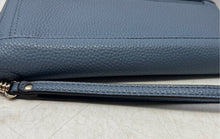 Load image into Gallery viewer, Guess Womens Micaela Slate Blue Pebbled Leather Wrist Strap Zip-Around Wallet
