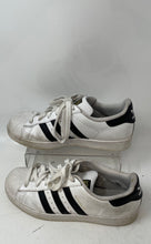 Load image into Gallery viewer, Adidas Womens Superstar White Lace-Up Sneaker Shoes Size 7 Little Damage Inside