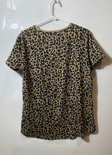 Load image into Gallery viewer, Zara Womens Beige Black Animal Print Short Sleeve Crew Neck T-Shirt Size Medium