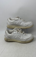 Load image into Gallery viewer, New Balance Womens 577 WW577WT White Low Top Lace-Up Sneaker Shoes Size 10 D