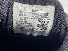 Load image into Gallery viewer, Authentic Nike Kids Air Max Plus DJ0675-200 Black Sneaker Shoes Size 2.5Y Worn