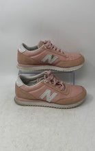 Load image into Gallery viewer, New Balance Womens 501 WZ501NRE Pink Lace-Up Low Top Sneakers Shoes Size 8.5B