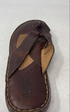 Load image into Gallery viewer, Born Womens Brown Leather Open Toe Slip-On Thong Sandals Size 7