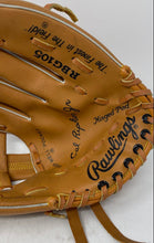 Load image into Gallery viewer, Rawlings RBG105 Brown Leather Outdoor Sporting Equipment Baseball Glove