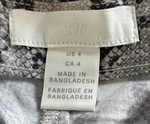 Load image into Gallery viewer, H&M Womens Gray Snake Print High-Rise Side-Zip Wide-Leg Trousers Pants Size 4