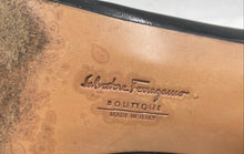 Load image into Gallery viewer, Authentic Salvatore Ferragamo Womens Black Block Pump Heels Size 7.5 2A Damaged