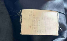 Load image into Gallery viewer, Sharagano Womens Black Long Sleeve Cropped Blazer Size Unknown
