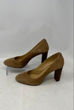 Load image into Gallery viewer, Michael Kors Womens Susan Flex Brown Round Toe Slip-On Block Pump Heels Size 7M