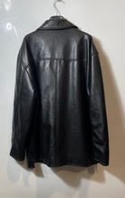 Load image into Gallery viewer, CV Mens Black Faux Leather Long Sleeve Flap Pockets Button Front Jacket Size XL