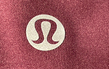 Load image into Gallery viewer, Lululemon Womens Red Pull-On Elastic Waistband Activewear Cropped Leggings Sz 6