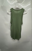 Load image into Gallery viewer, Gap Womens Green Sleeveless Round Neck Pullover Wide Strap Tank Top Size XS