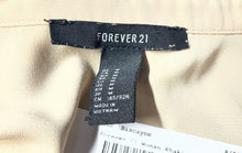 Load image into Gallery viewer, Forever 21 Womens Khaki Short Sleeve Collared Button-Up Shirt Size Medium