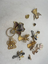 Load image into Gallery viewer, Women's "Series Angels" Brooches, 15 PCS. Weight 152.2 g