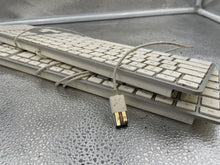 Load image into Gallery viewer, Apple White Keyboards Functional 2 Pcs