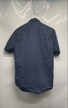 Load image into Gallery viewer, Vince Camuto Mens Blue White Printed Cotton Short Sleeve Button-Up Shirt Size M