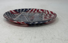 Load image into Gallery viewer, Americana Flags 2001 Firefighter Heroes Stamp First Class Plus Decorative Plate